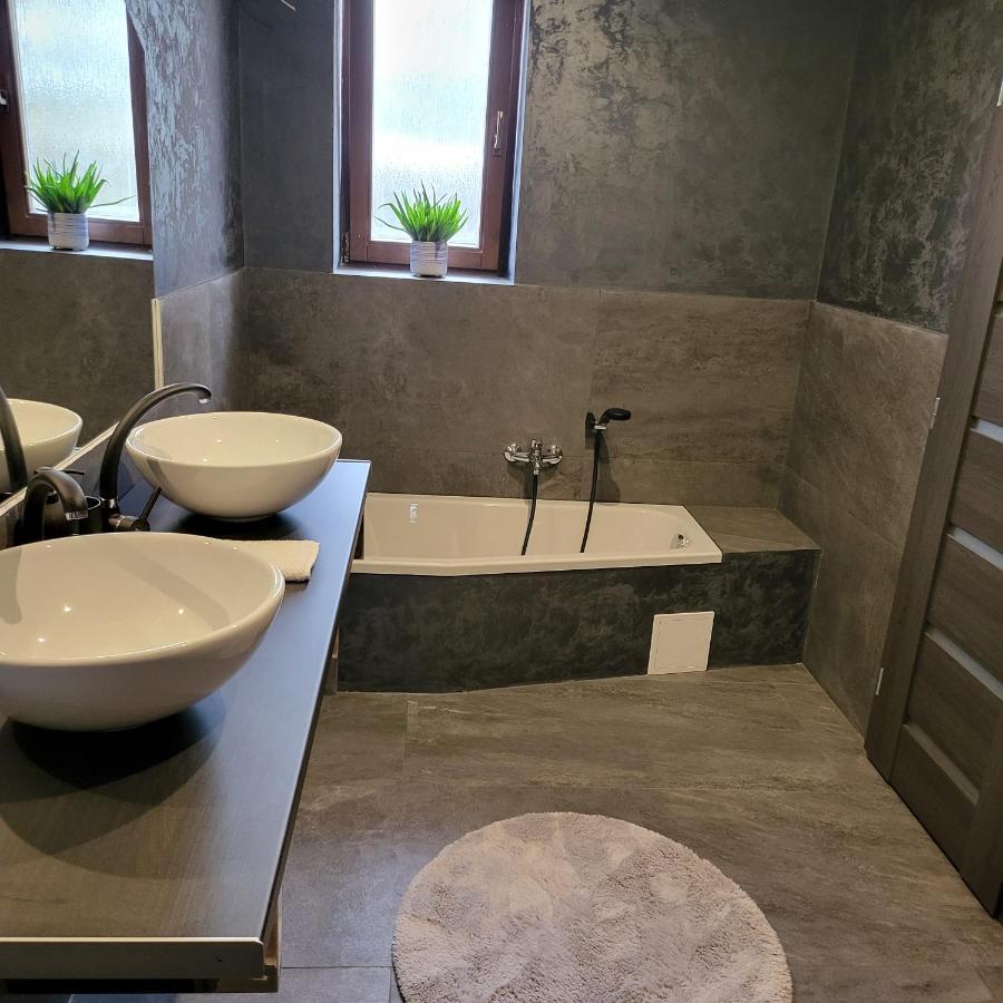 Oli Apartments Senec Luaran gambar