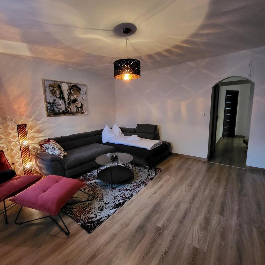 Oli Apartments Senec Luaran gambar